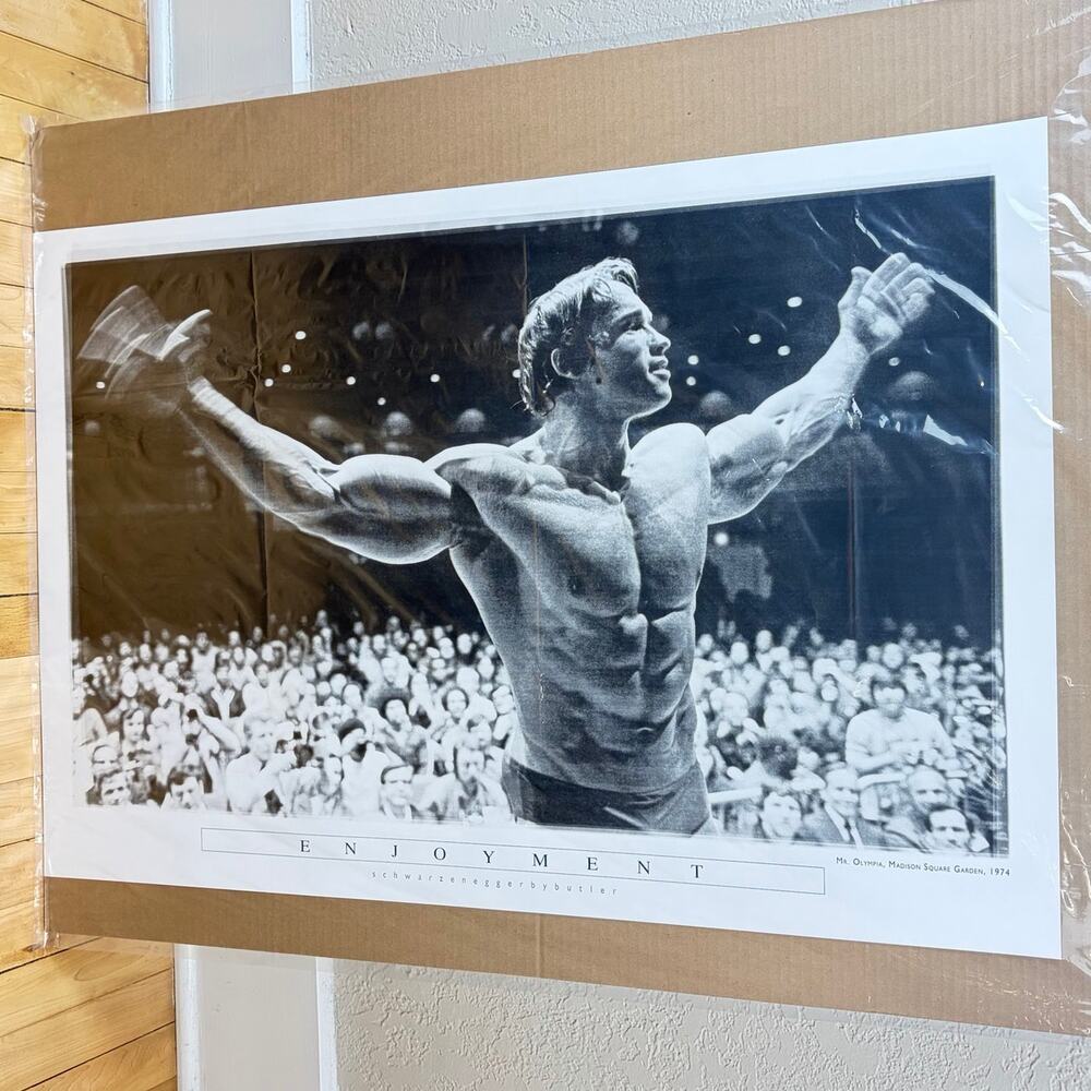 Mr Olympia Arnold Schwarzenegger Enjoyment Poster 24" x 36"